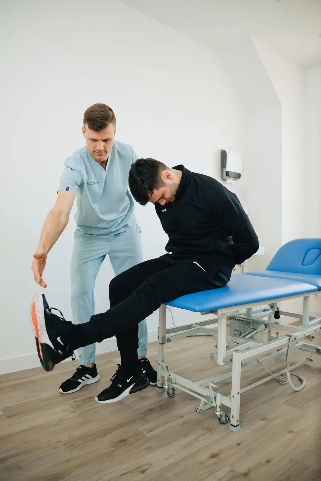 Chiropractic office space for lease in South Florida with patient treatment areas